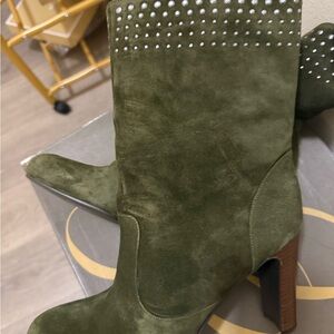 Enzo Elegant Green Suede Women's Boots